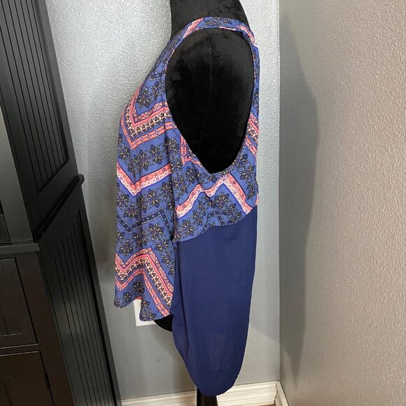 LDLA Tank Top Womens XL Sleeveless Chevron High Low Blue  Boho Indie Y2K Tribal - Picture 5 of 8